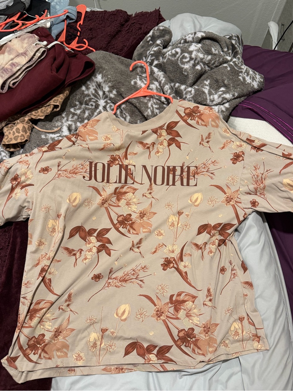 Jolie Noire Floral Print Short Sleeve oversized Tee - Beig